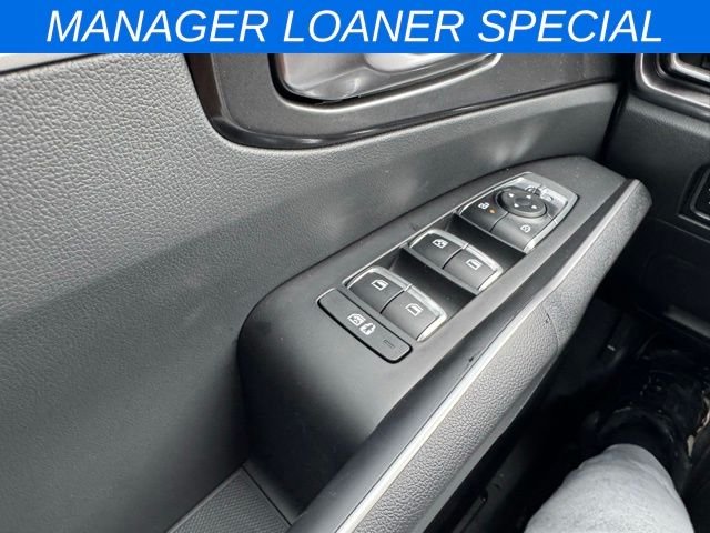 2025 Kia Sorento S - Photo 26