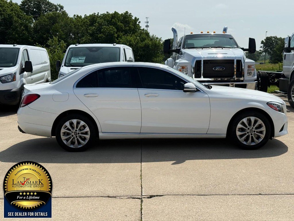 Used 2019 designo Diamond White Metallic Mercedes-Benz C 300 4MATIC® Sedan image 4