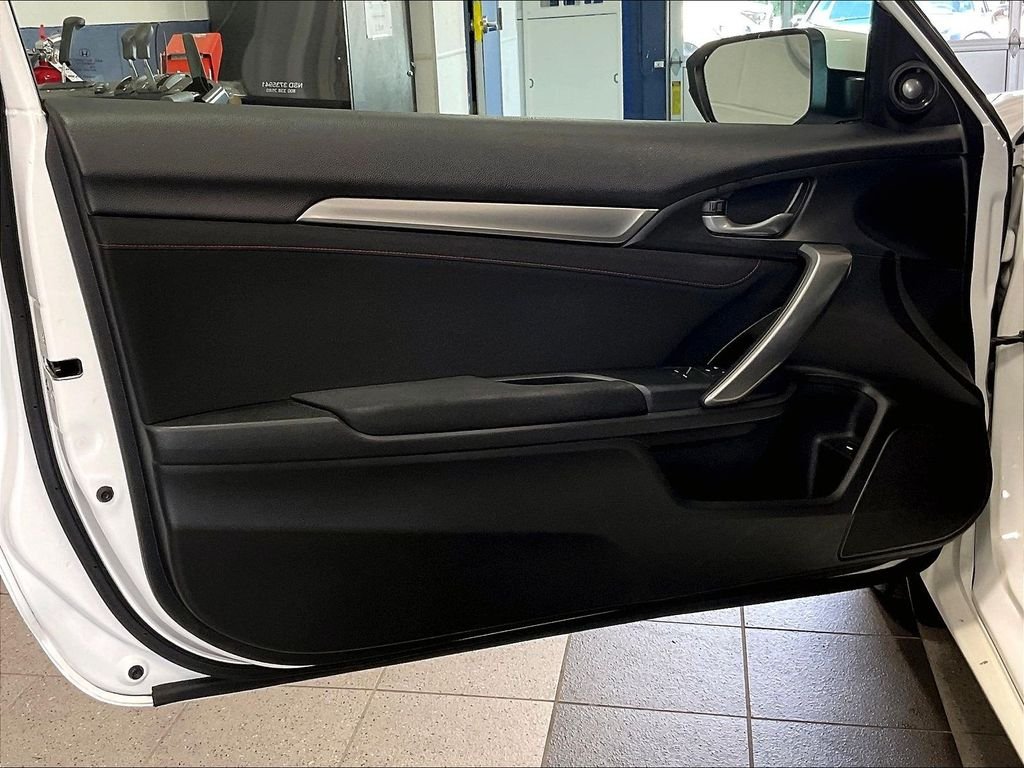 Used 2017 White Honda Si image 9