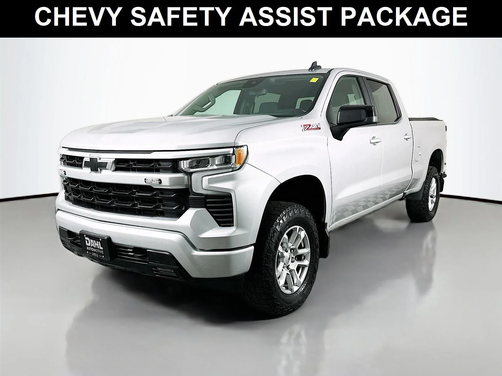 Used 2022 Silver Ice Metallic Chevrolet RST image 4