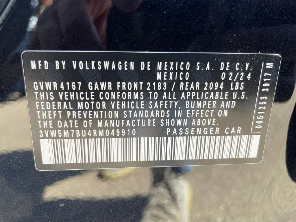 Used 2024 Deep Black Pearl Effect Volkswagen 1.5T S image 30