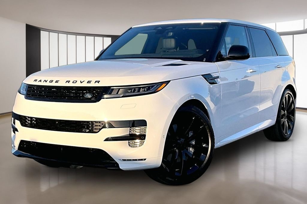 New 2026 FUJI WHITE Land Rover Dynamic SE image 1