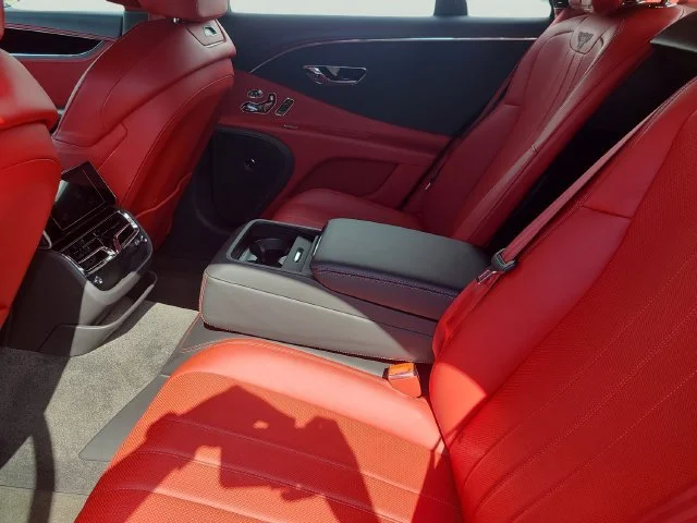 Used 2021 Black Bentley V8 image 15