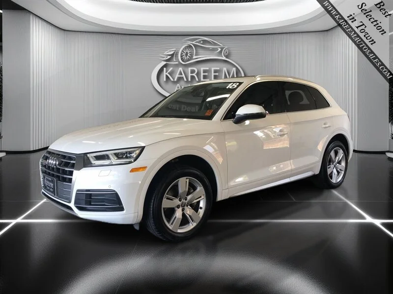 2018 Audi Q5 2.0T quattro S tronic Premium Plus's photo