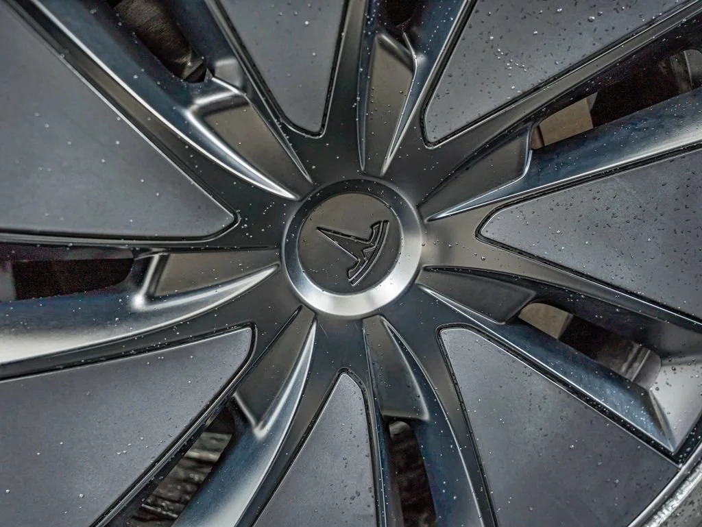 Used 2024 Stealth Gray Tesla  image 11