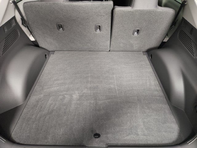 Certified Used 2024 Blue Hyundai SEL image 19