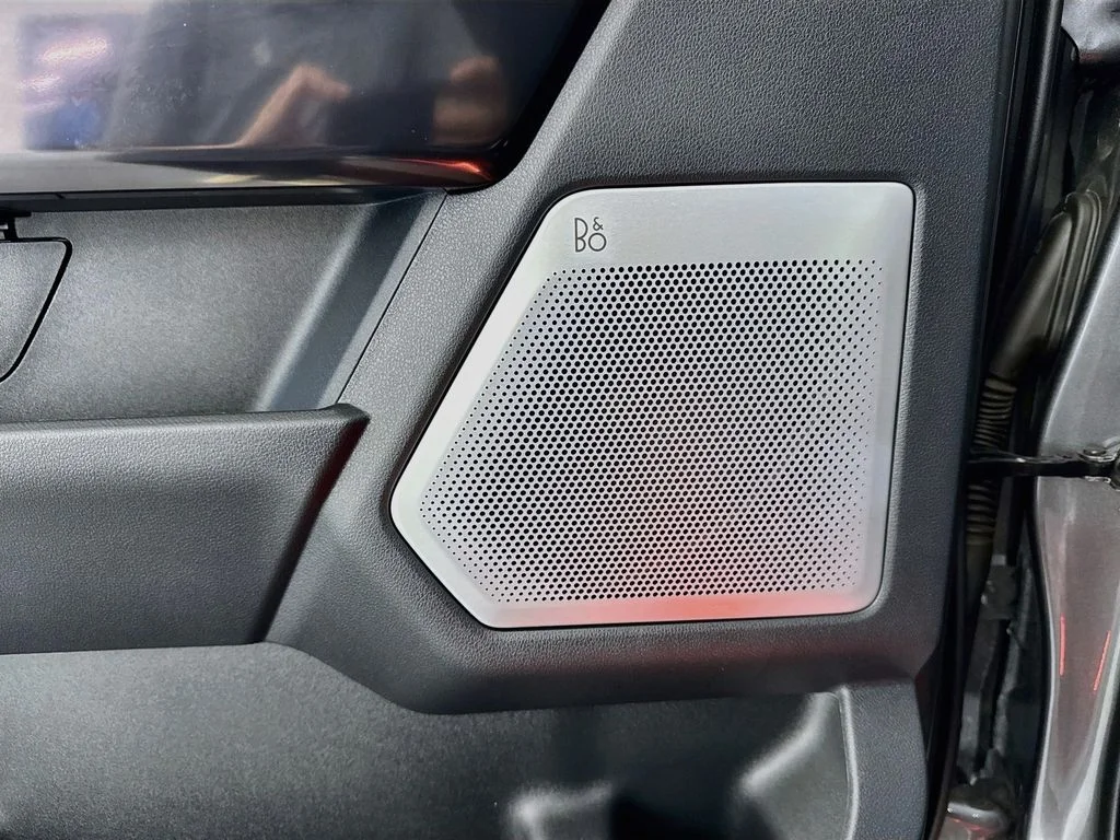 Used 2025 Gray Ford Raptor image 19