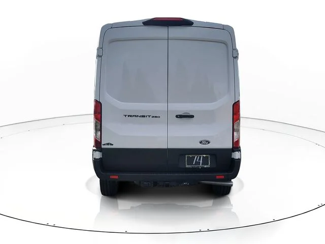 New 2026 Oxford White Ford Base image 6
