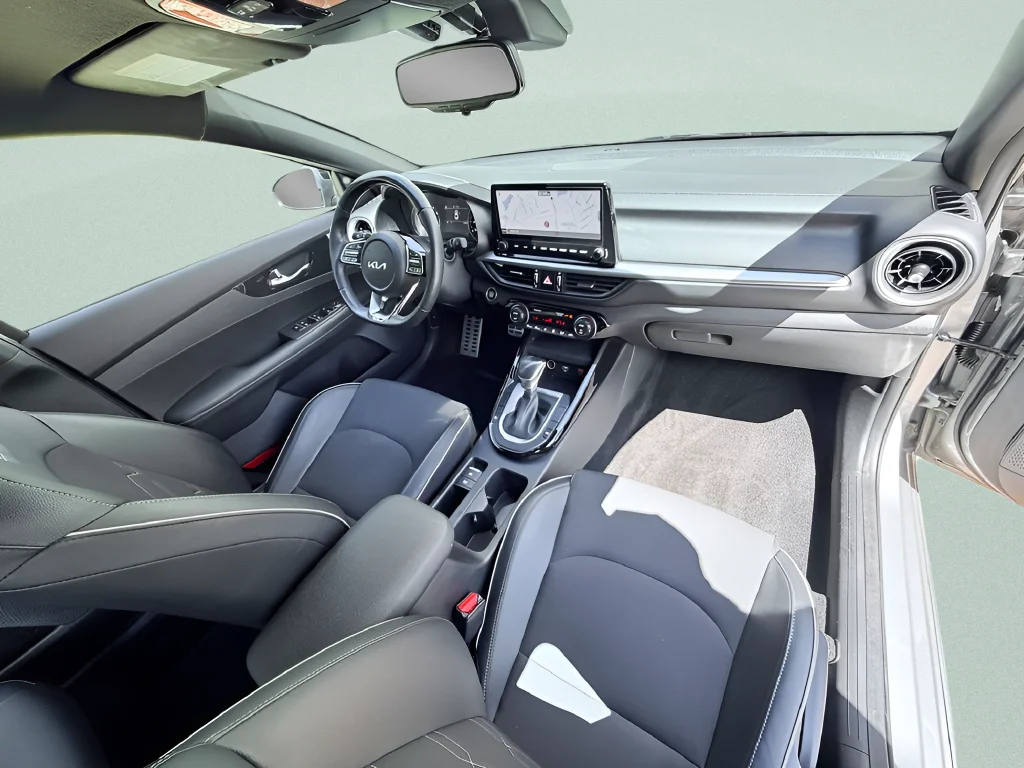 Used 2022 Gray Kia GT-Line image 36