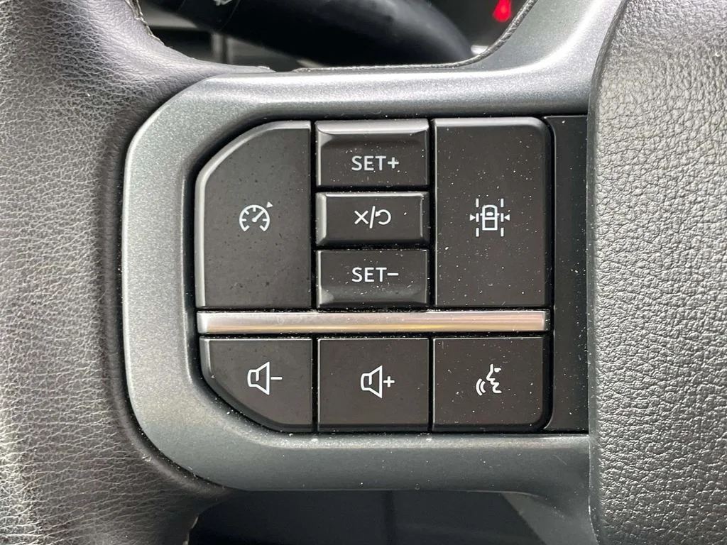 Certified Used 2023 Red Ford XLT image 30