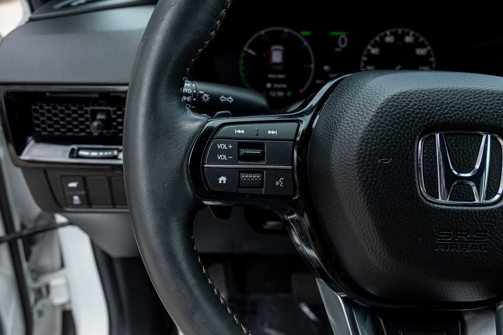 Used 2023 Platinum White Pearl Honda Sport Touring image 16