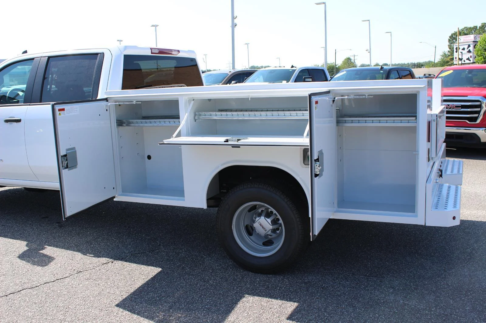 New 2026 Summit White GMC Pro image 15