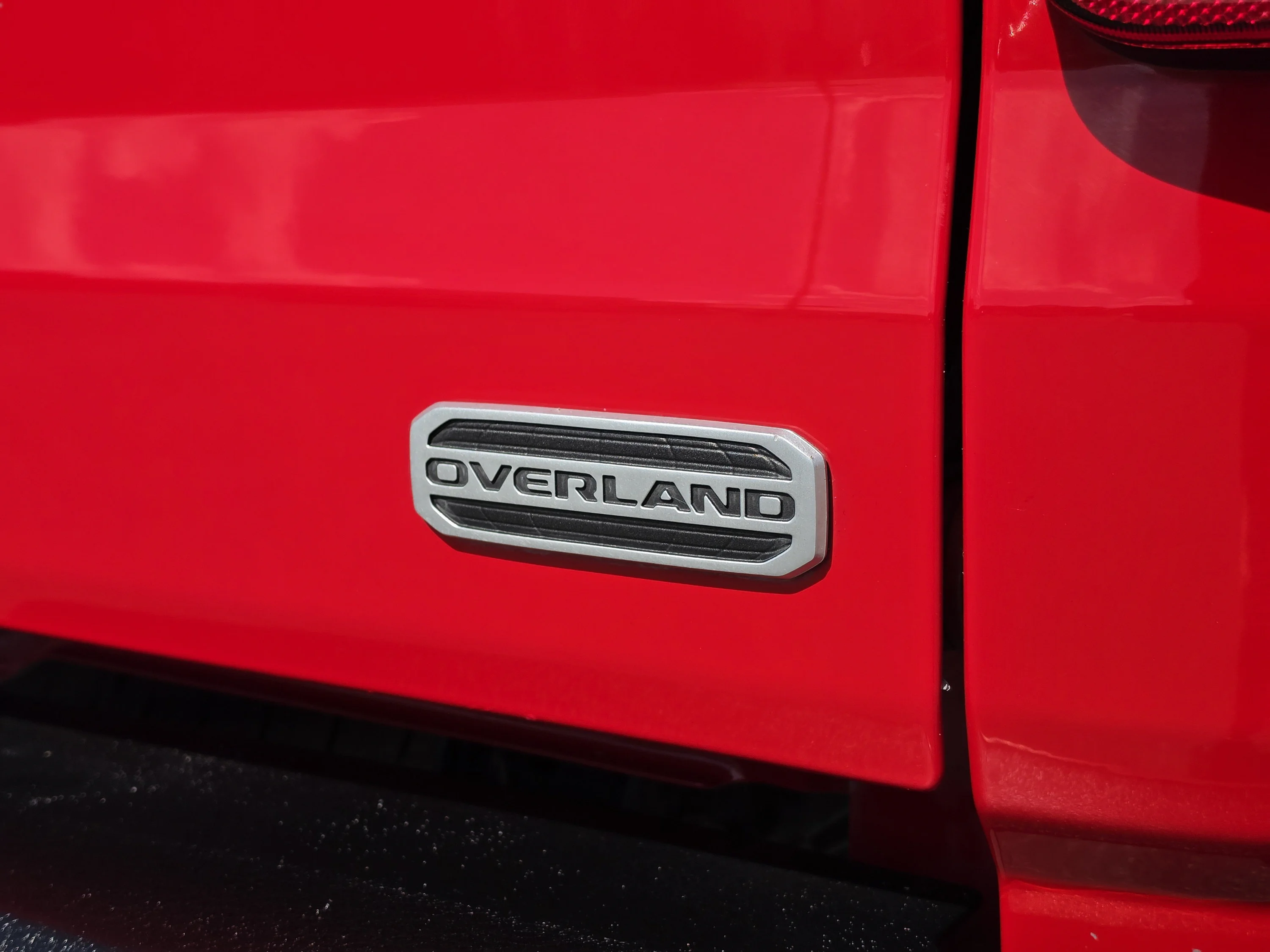 Used 2023 Firecracker Red Clearcoat Jeep Overland image 16