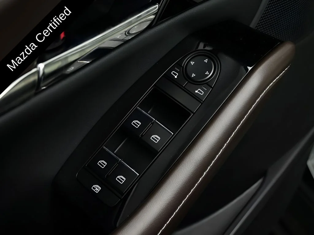 2025 Mazda CX-30 Premium - Photo 30