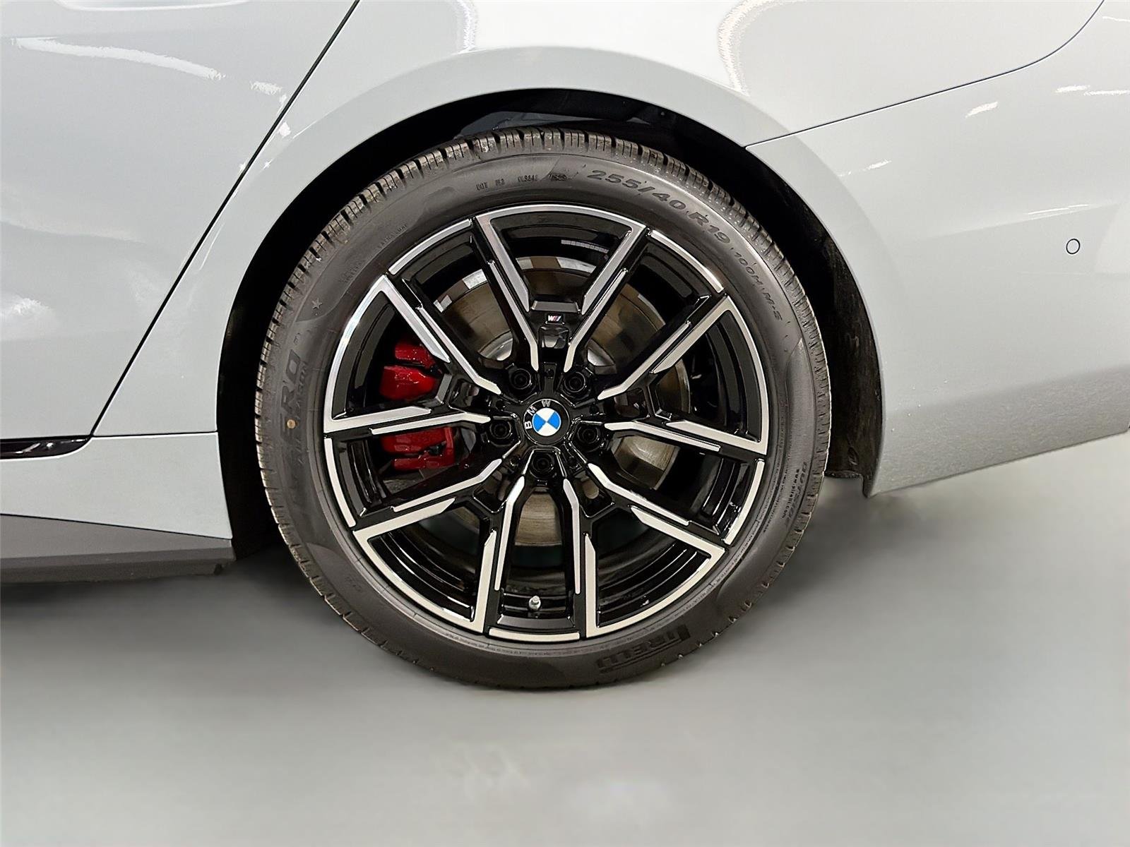 New 2026 Brooklyn Grey Metallic BMW eDrive40 image 30