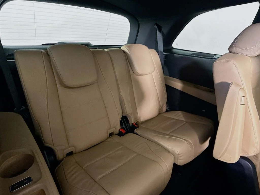 New 2026 Polar White Mercedes-Benz GLS 450 image 29