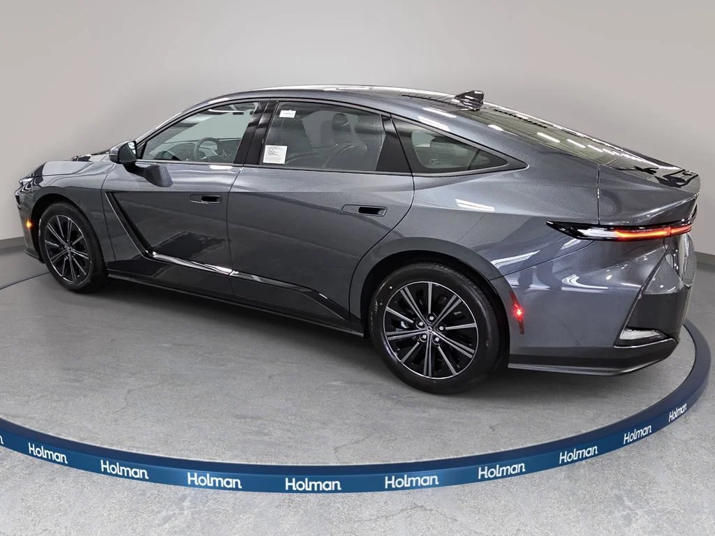 New 2026  Lexus  image 8