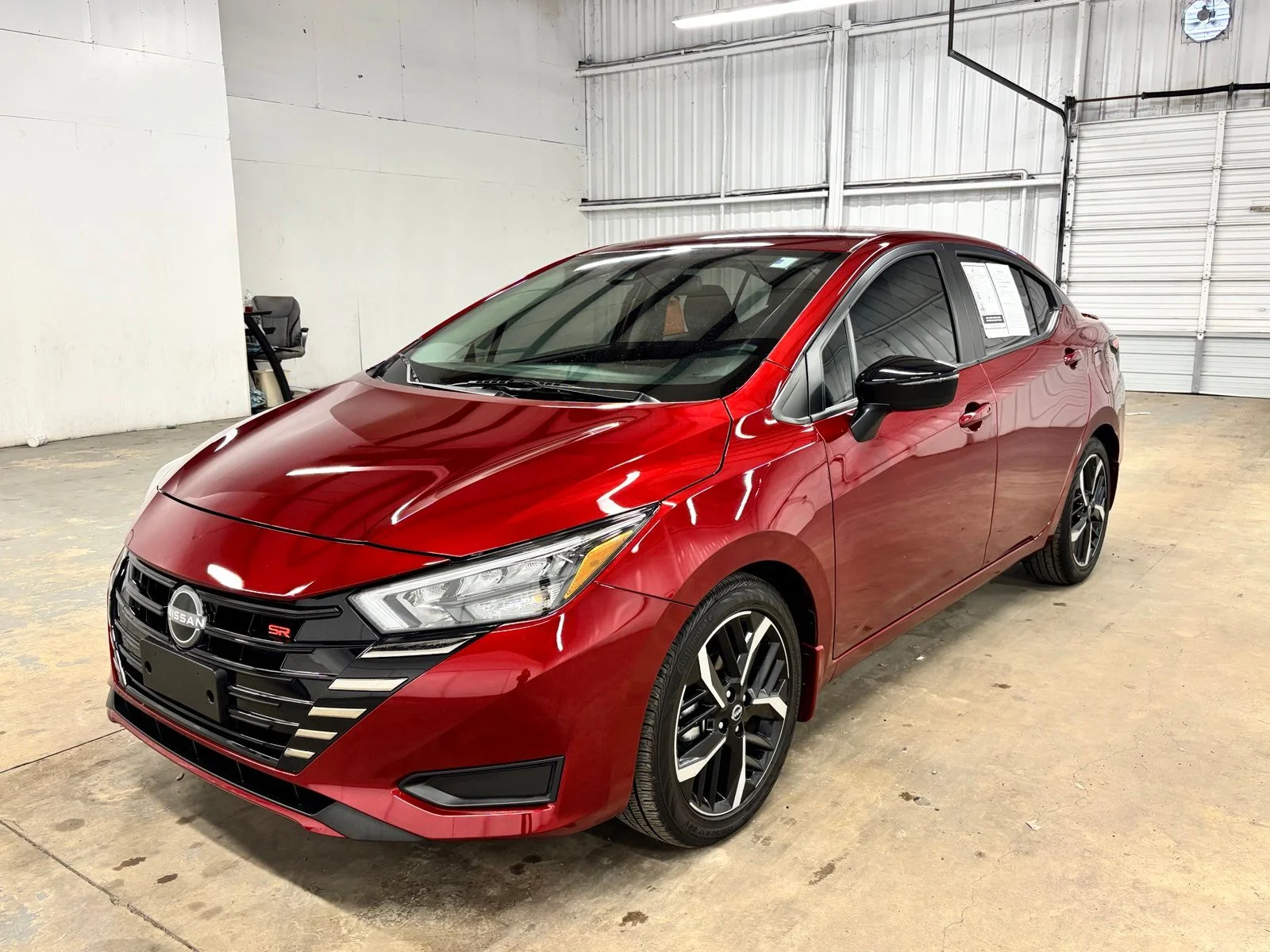 Used 2025 Red Nissan 1.6 SR image 3