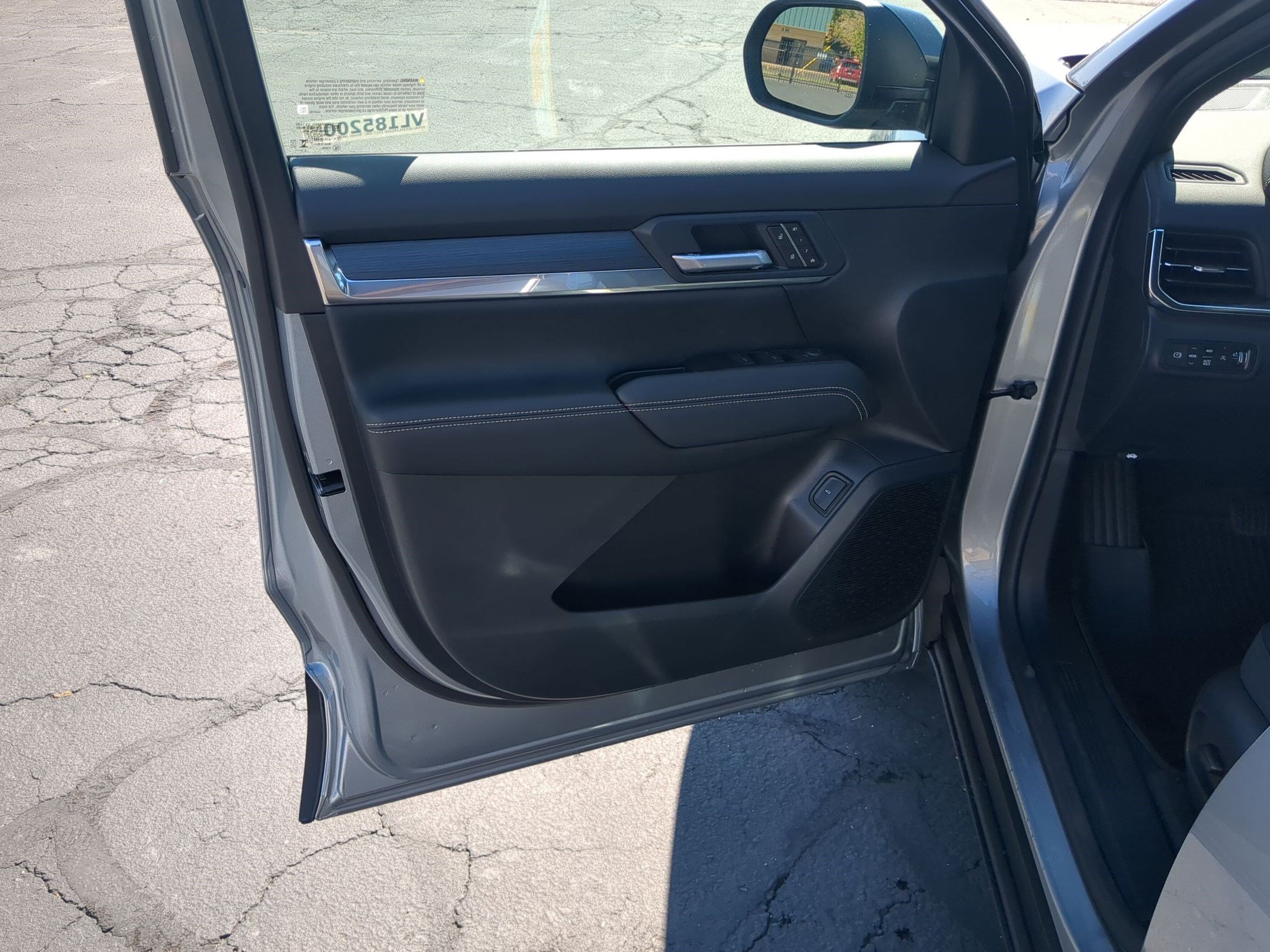 New 2027 Sterling Metallic GMC Elevation image 10