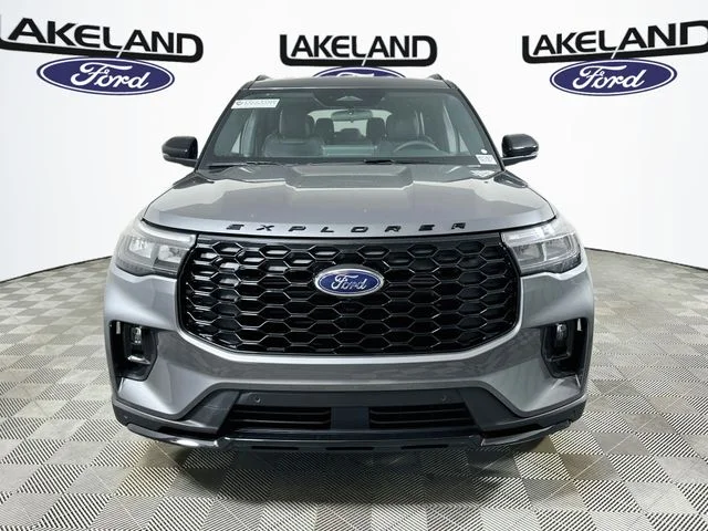 New 2026 Ford Explorer ST-Line