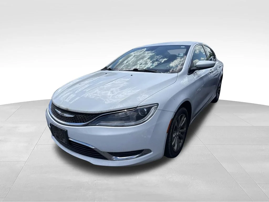 Used 2016 White Chrysler Limited image 5