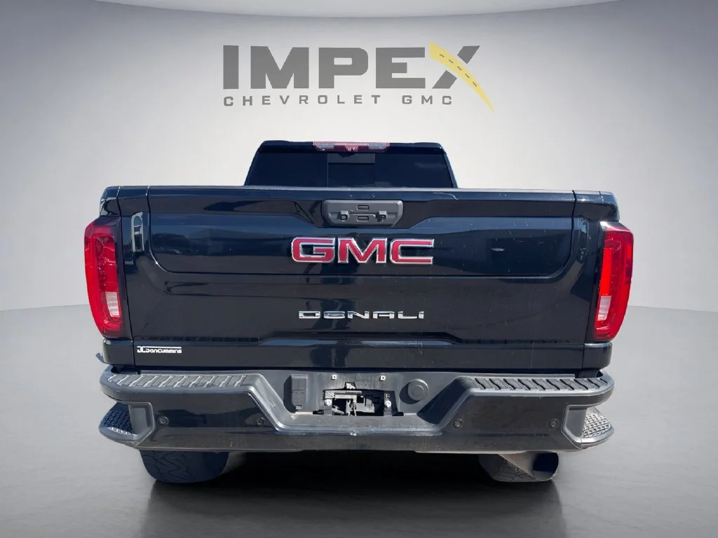 Used 2020 Black GMC Denali image 4