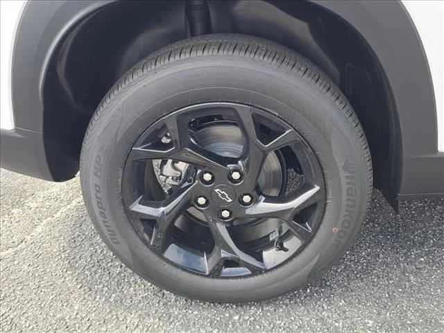 2026 Chevrolet Trax LT - Photo 34