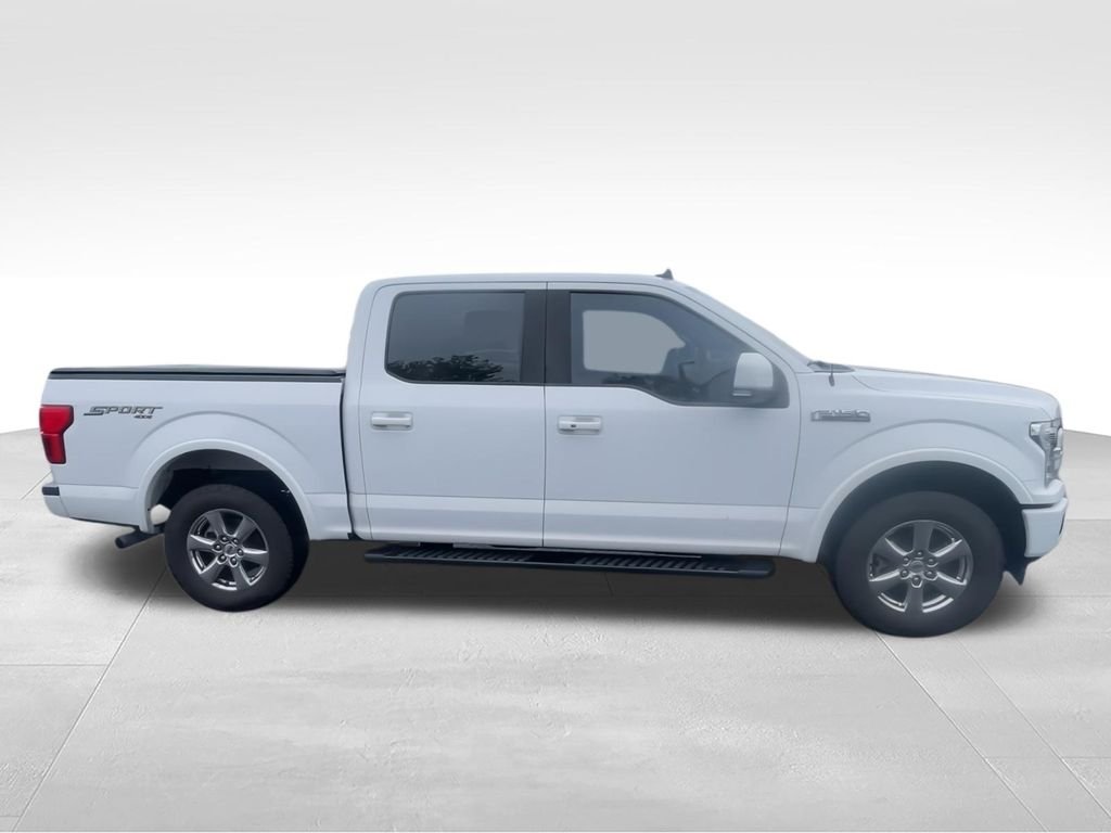 Used 2020 White Ford Lariat image 9