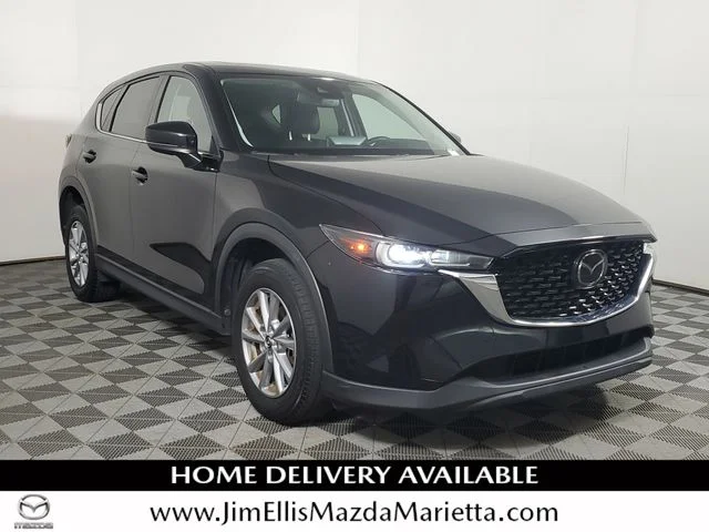 2023 Mazda CX-5 S Preferred package Auto AWD's photo