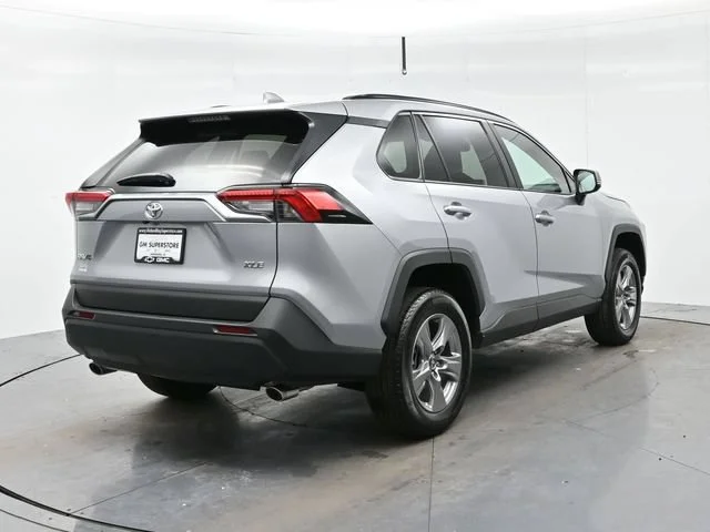 Used 2024 Silver Sky Metall Toyota XLE image 7
