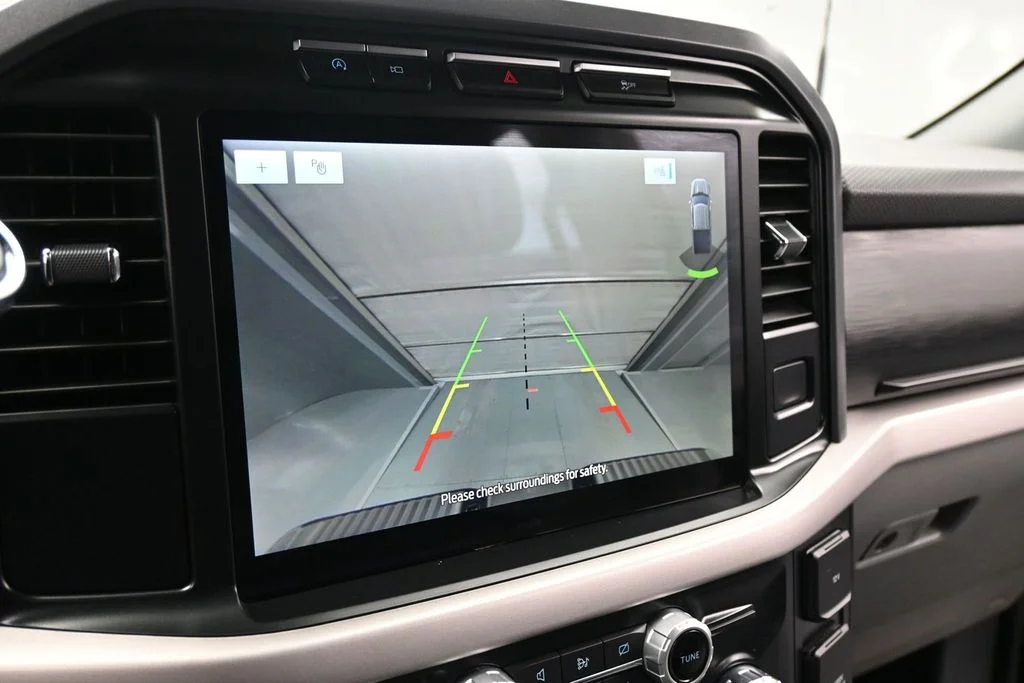 Used 2023 Black Ford XLT image 16