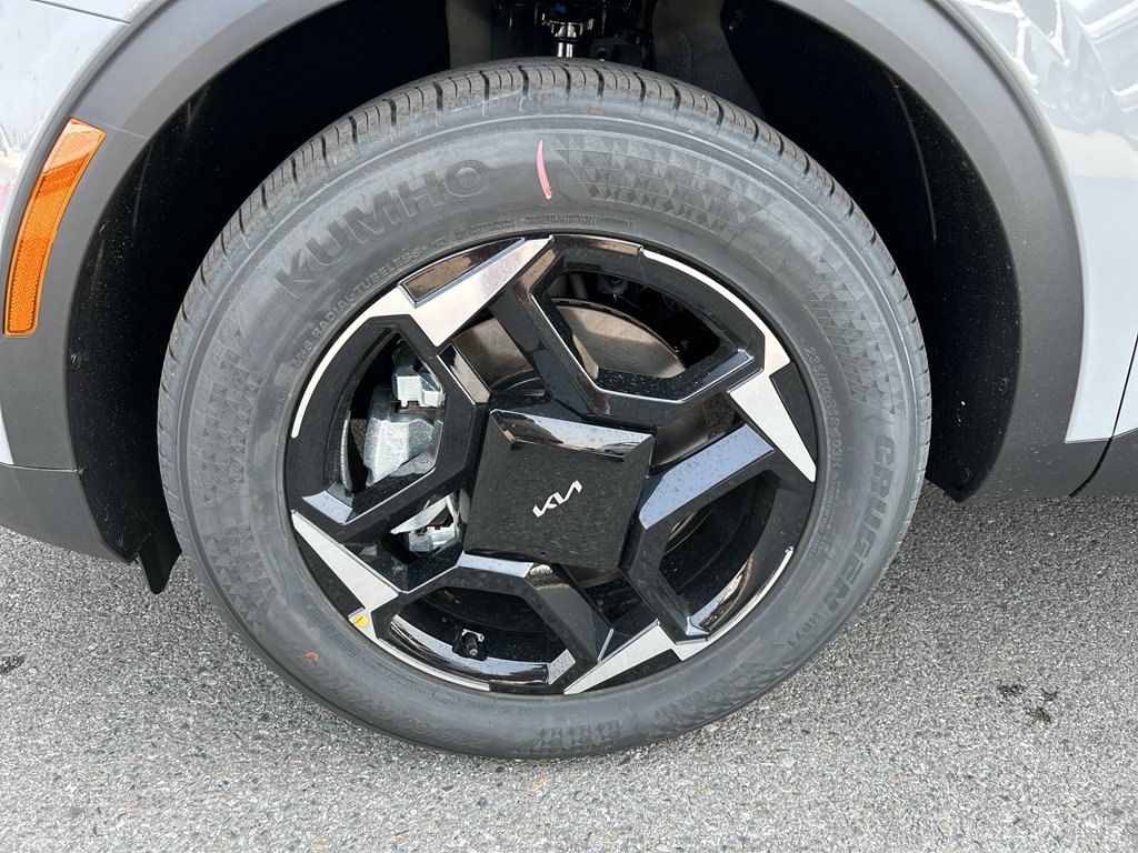 New 2026 Wolf Gray Kia EX image 9