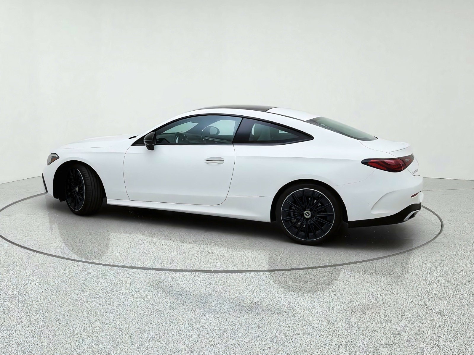 New 2027 Polar White Mercedes-Benz CLE 450 4MATIC® Coupe image 38