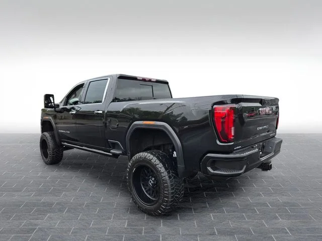 Used 2023 Black GMC Denali image 5