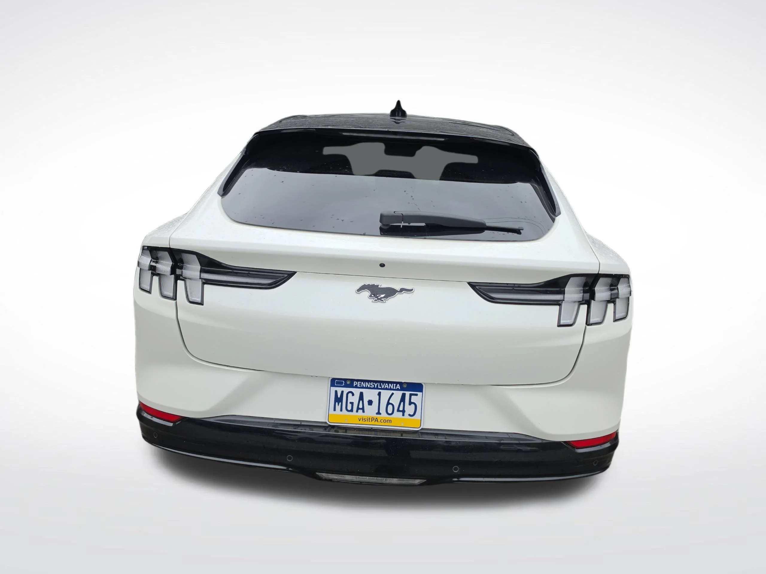 Used 2023 White Ford Premium image 5