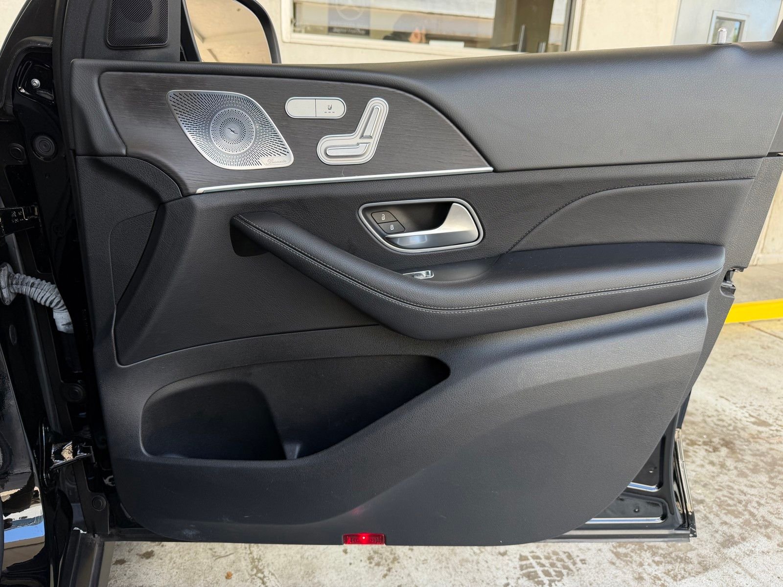 Certified Used 2023 Black Mercedes-Benz GLE 350 image 22