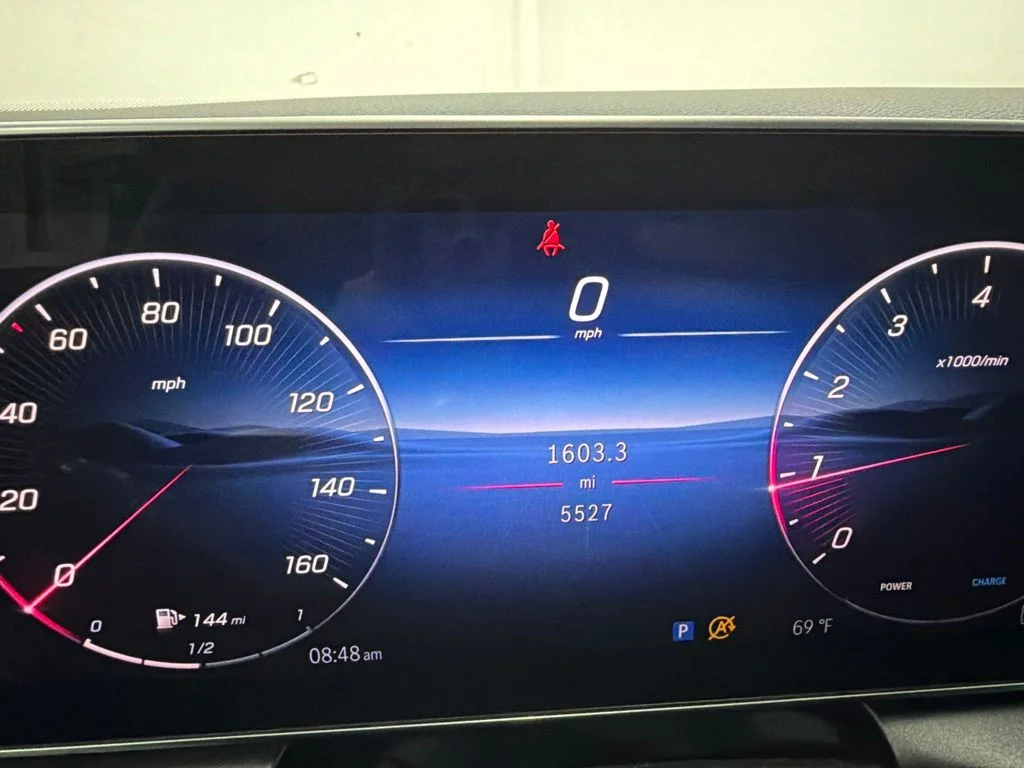 Certified Used 2026 White Mercedes-Benz GLC 300 image 34