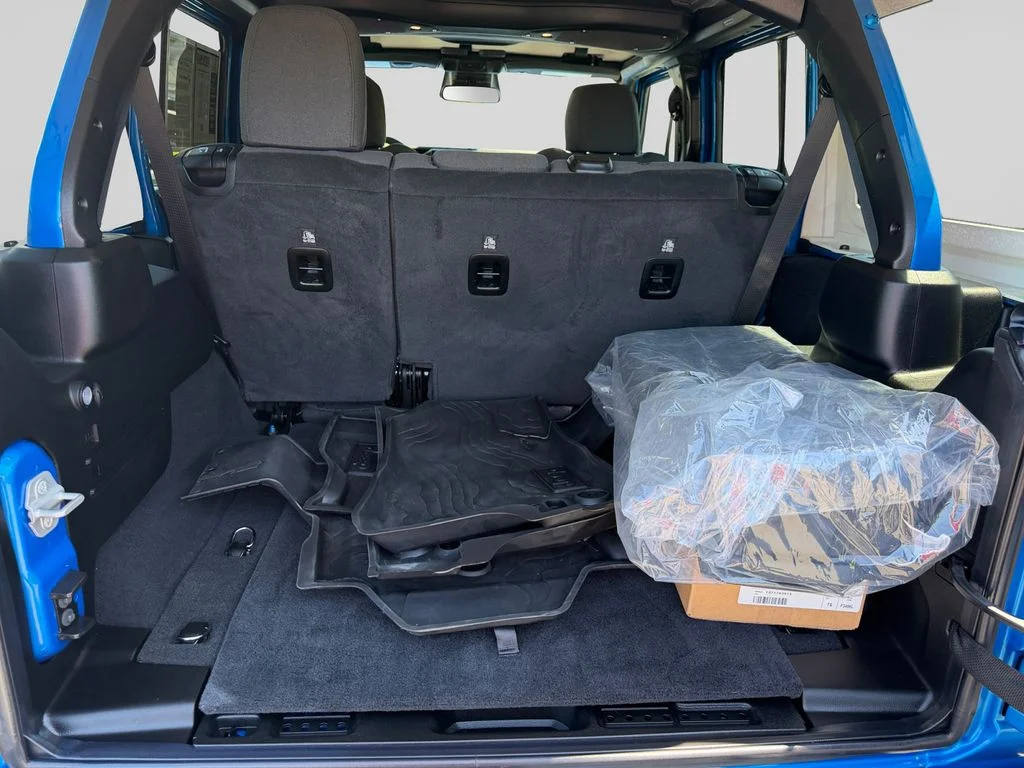 Used 2026 Blue Jeep Sport S image 19
