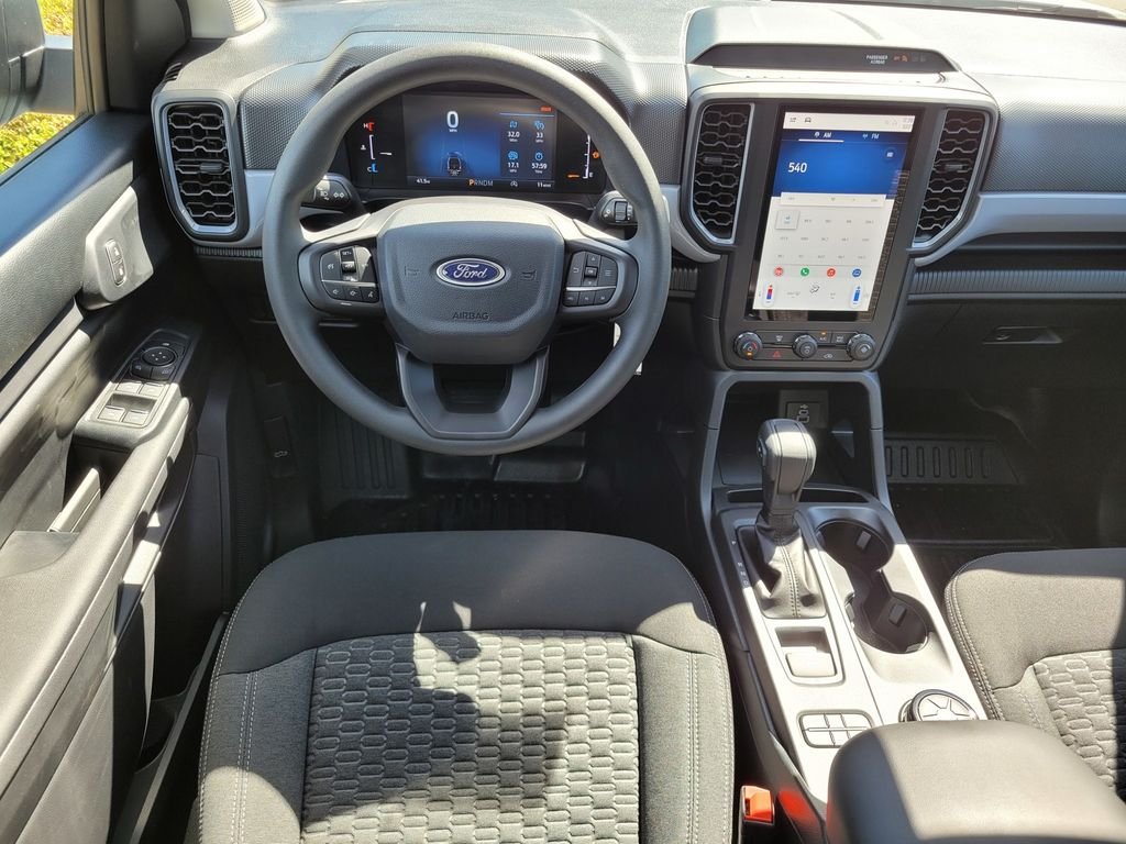 New 2026 Oxford White Ford XL image 7