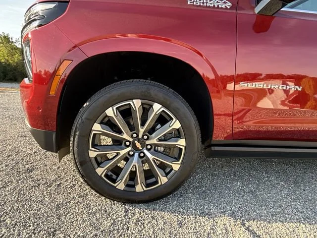 2025 Chevrolet Suburban High Country - Photo 36