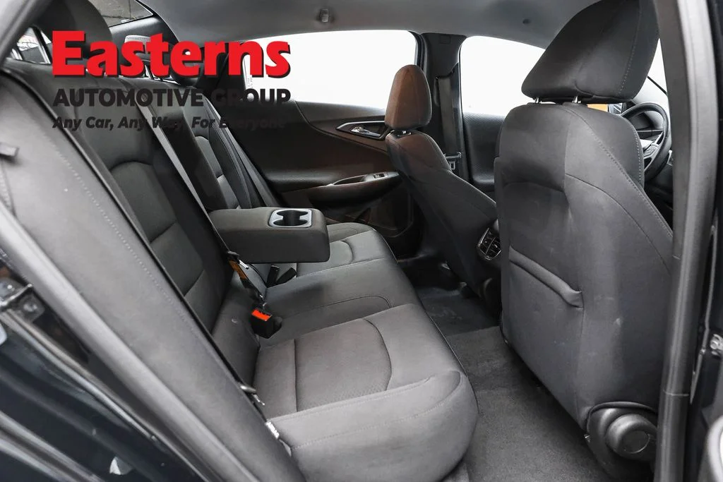 Used 2025 Black Chevrolet LT image 23
