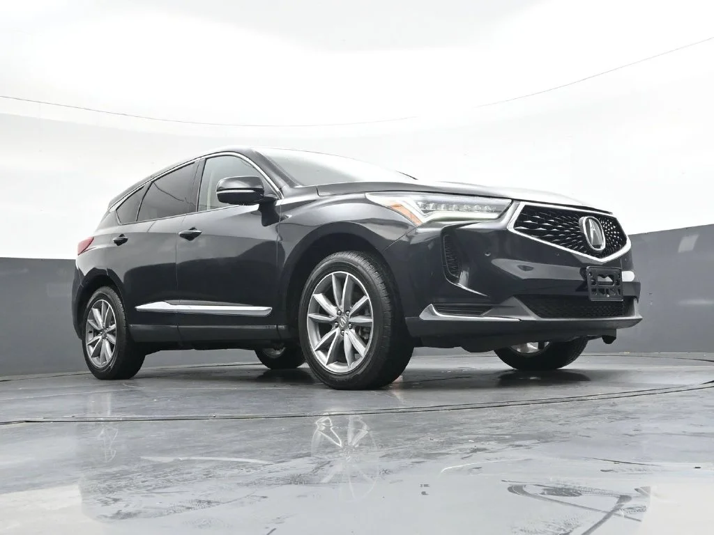 Used 2023  Acura Technology Package image 33