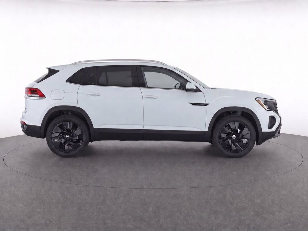 New 2026 Opal White Pearl Volkswagen SE w/Technology image 4