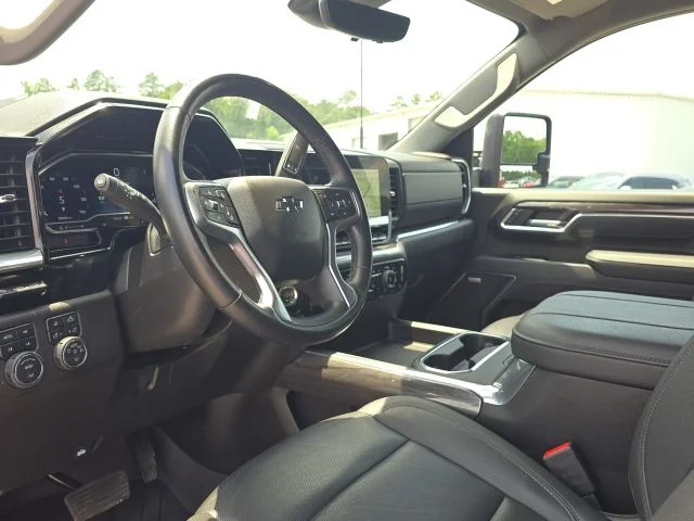 Used 2025 Red Chevrolet LTZ image 26