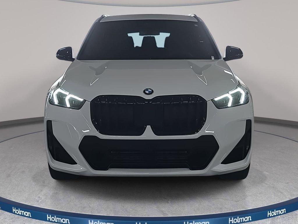Used 2026 Alpine White BMW xDrive28i image 2