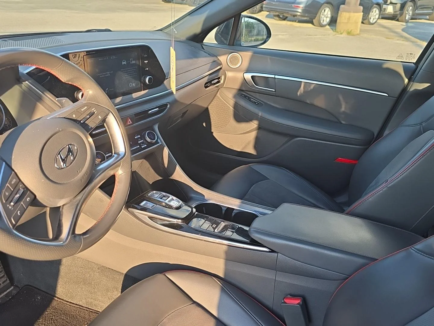 Used 2021 Hampton Gray Hyundai SEL Plus image 9