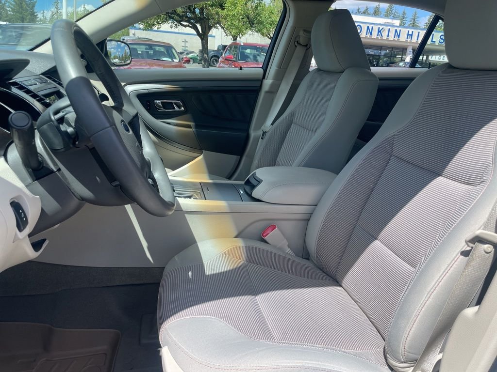 Used 2011 White Platinum Clearcoat Metallic Ford SEL image 10