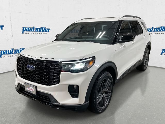 2026 Ford Explorer ST-LINE 4WD's photo