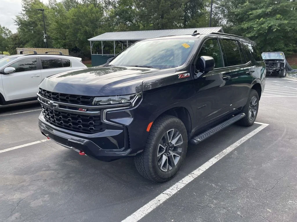 Used 2022 Dark Ash Metallic Chevrolet Z71 image 3
