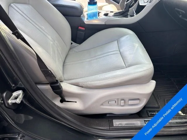 Used 2014 Graphite Metallic Cadillac Luxury image 11